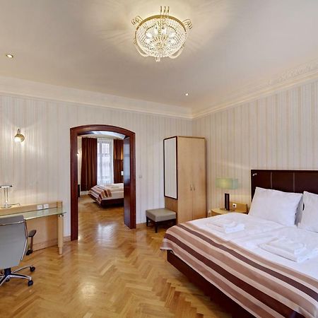 Apartamenty Tessa Jagiellonska カトヴィツェ エクステリア 写真