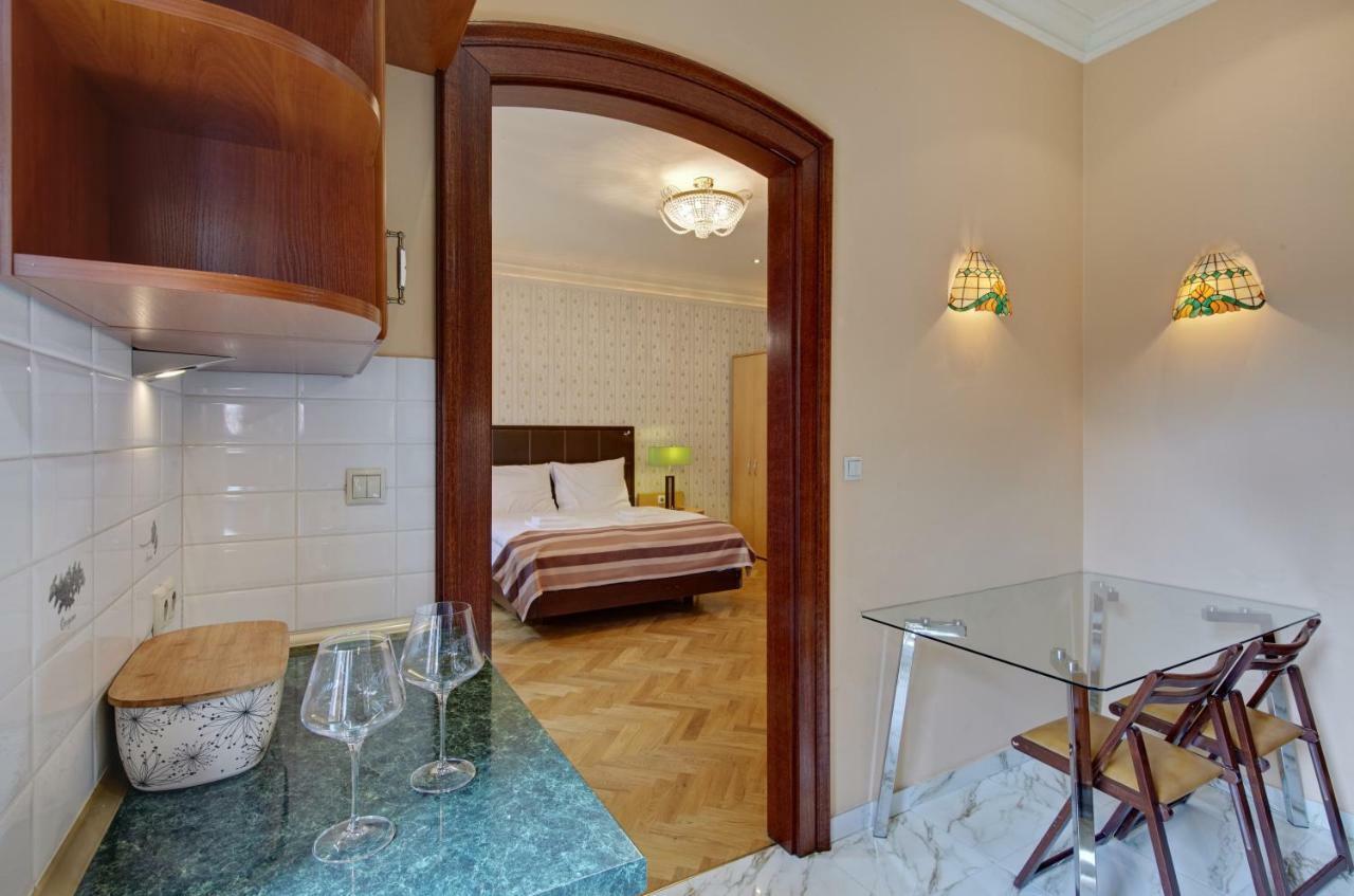 Apartamenty Tessa Jagiellonska カトヴィツェ エクステリア 写真