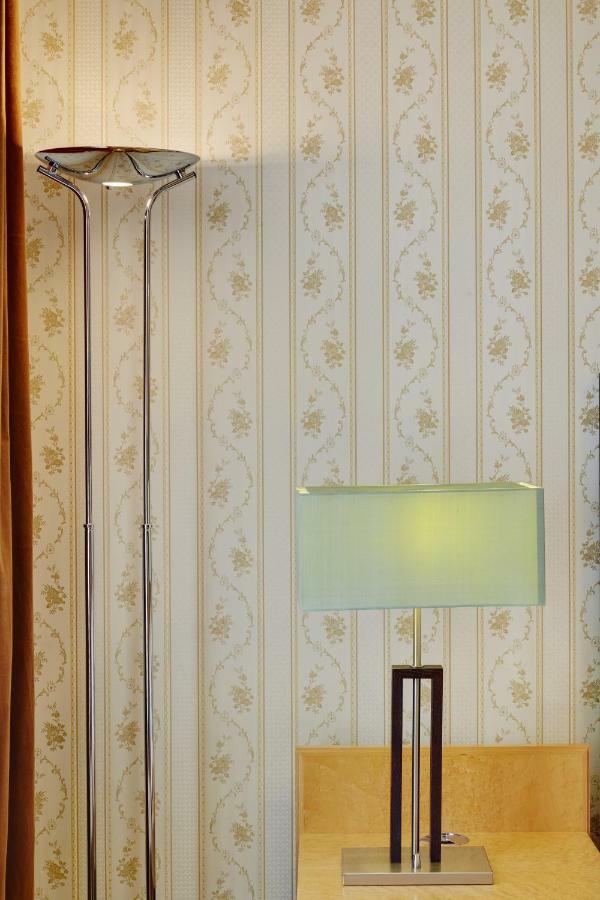 Apartamenty Tessa Jagiellonska カトヴィツェ エクステリア 写真
