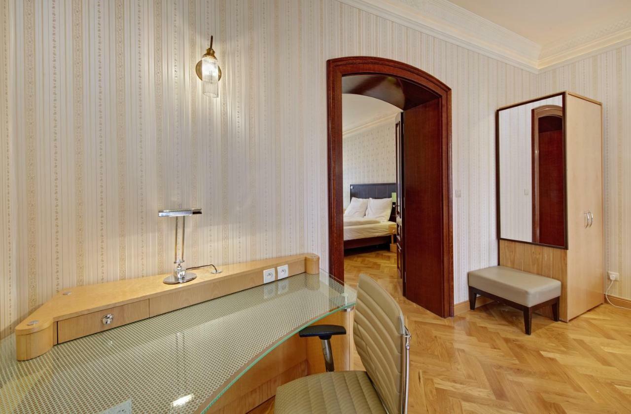 Apartamenty Tessa Jagiellonska カトヴィツェ エクステリア 写真